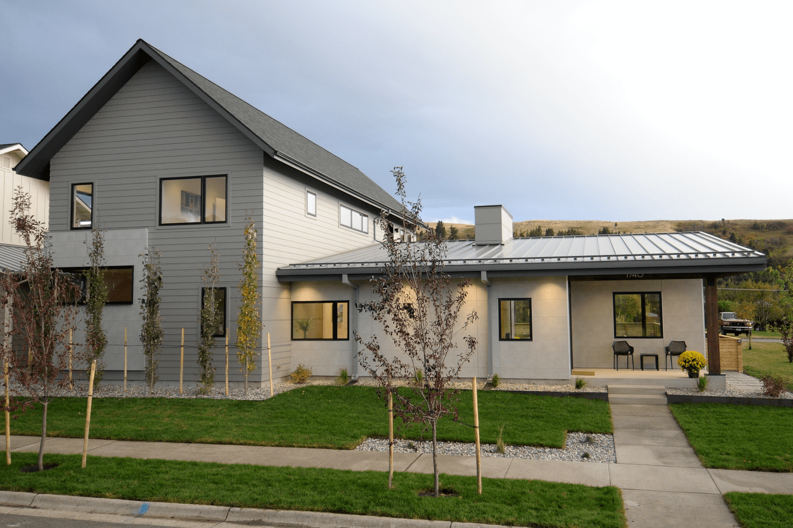 Nichiha-Concrete-IndustrialBlock-Modern-Residential