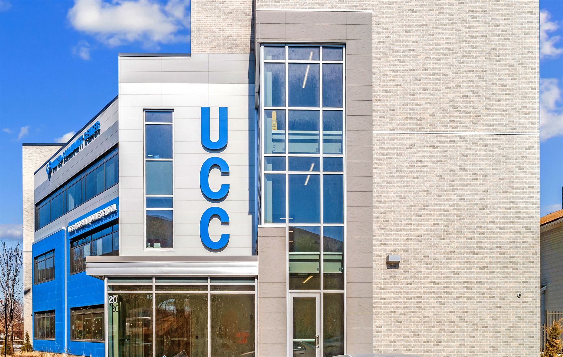 Exterior of Community College with CanyonBrick