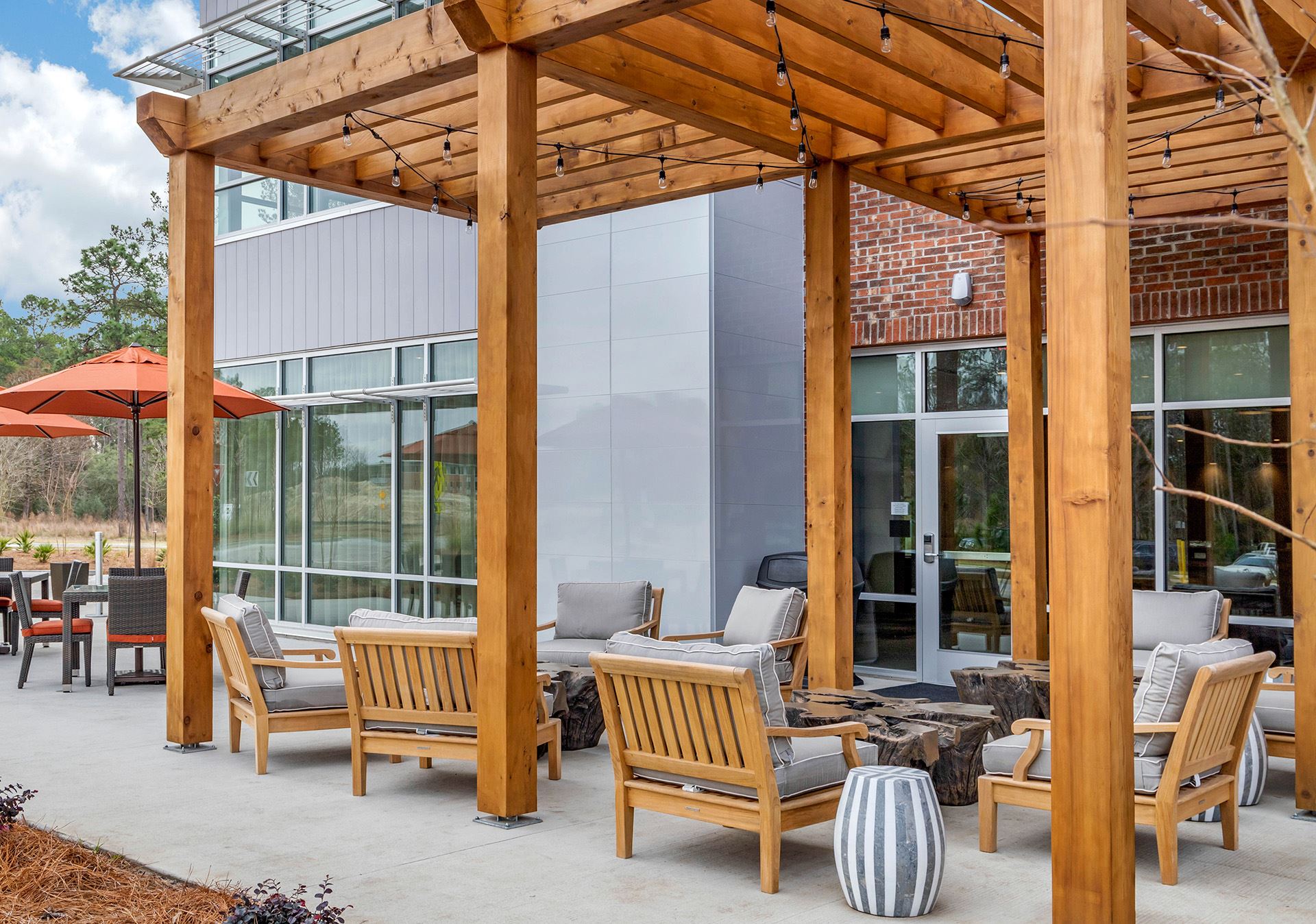 Outside patio of Cambria hotel featuring Miraia panels in Glacier